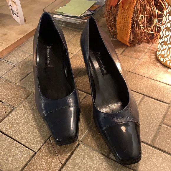 Etinenne Aigner Size 10M Black Leather Heels - Picture 2 of 6